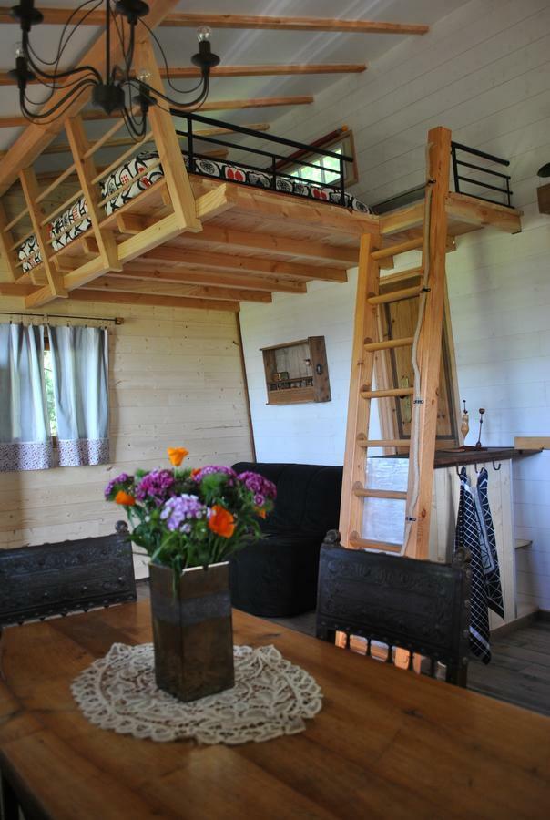 L'Etournelle - Cabane Perchee Chaussan Exterior photo